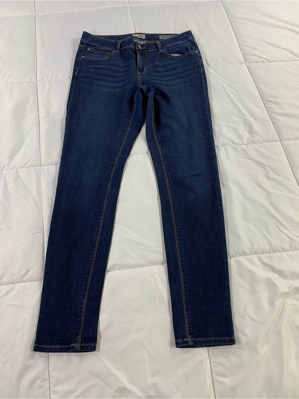 Pre loved DH3 jeans womens size 8x32